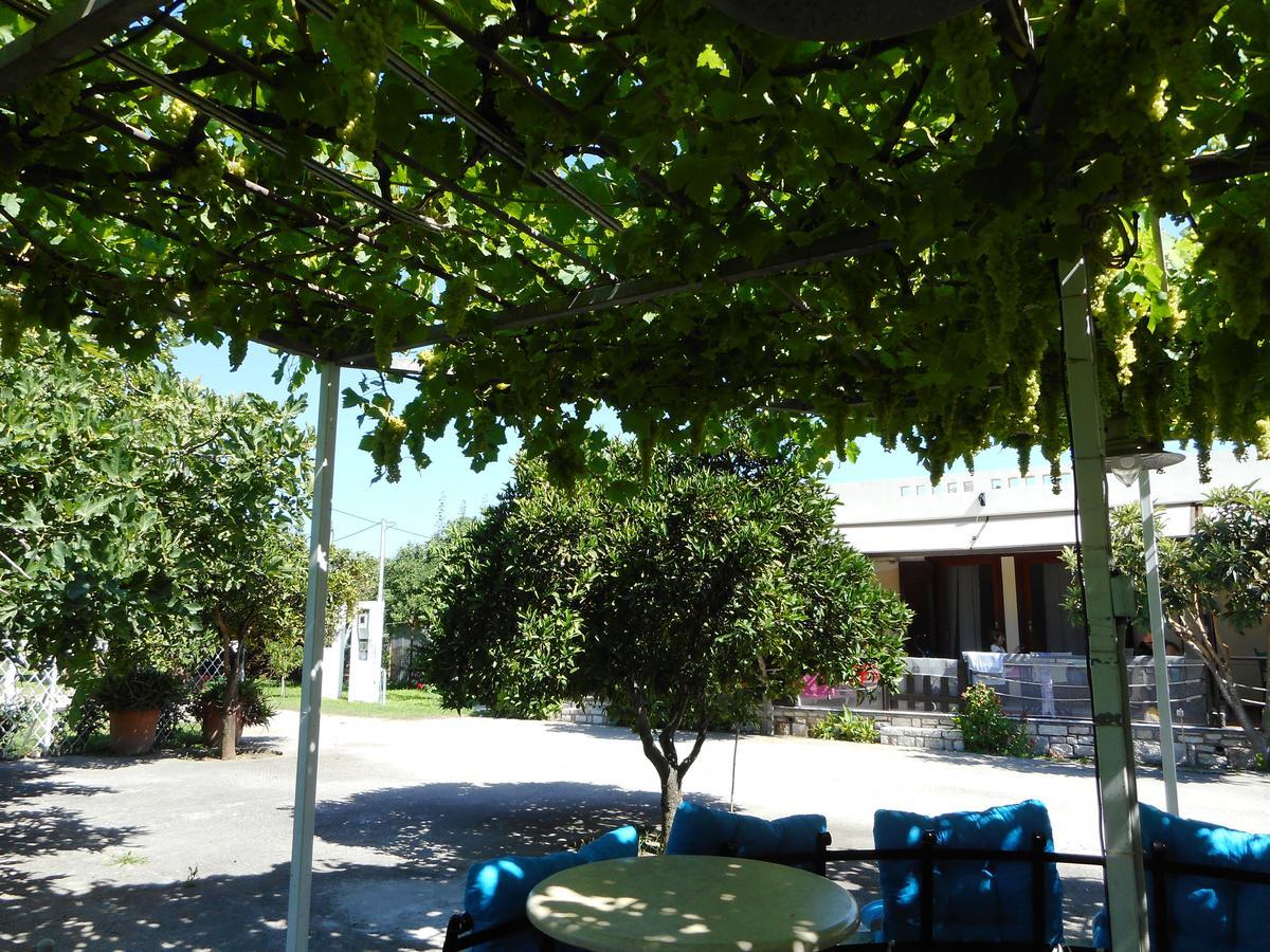Apartahotel Akroyali & 3*